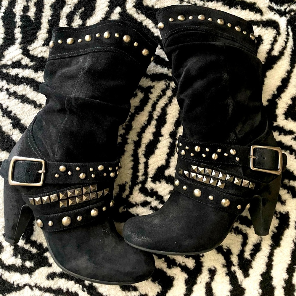 Miz Mooz ‘Studd’ Studded Buckle Slouch Boot. 6. Glam. 80’s Rock. Metal. Punk.